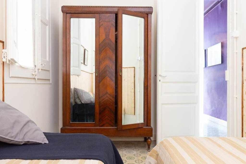 Cal Mateu 11 Huespedes Sagrada Familia Apartment Barcelona Luaran gambar
